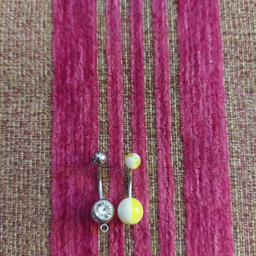 Navel Piercing Set like new, yellow and silver
