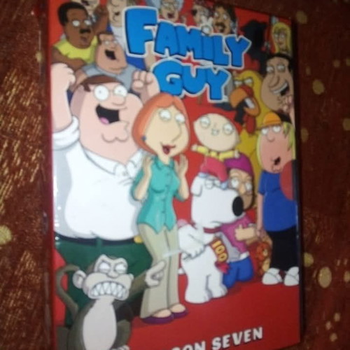 Family Guy DVD like new, complete season 7 with Greek audio and subtitles