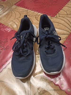 Admiral sneakers size 41 like new, blue