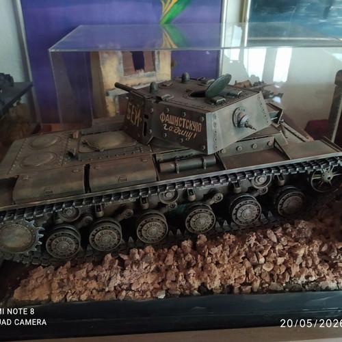 Diorama KV-1 new, Soviet heavy tank battle of Berlin