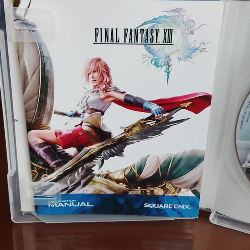 Final Fantasy XIII PS3 game like new with booklet