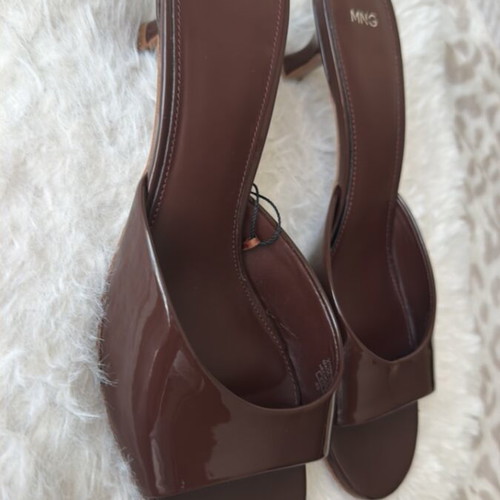 Mango brown slippers size 40