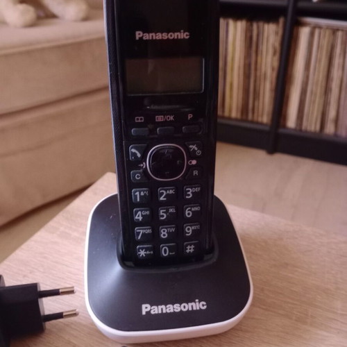 Panasonic cordless phone like new, white