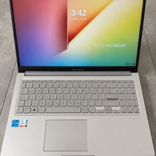 Laptop Asus Vivobook 15 X1504ZA-BQ531W like new, Intel Core i5, 16GB RAM, 1TB SSD