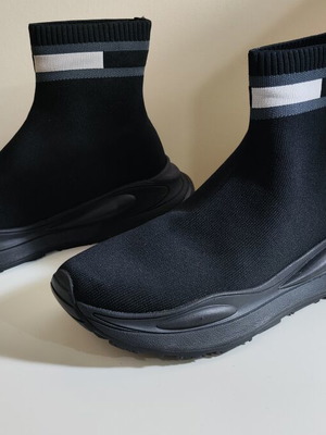 Tommy Jeans Sock-Sneaker size 40, like new, black knit mid cut