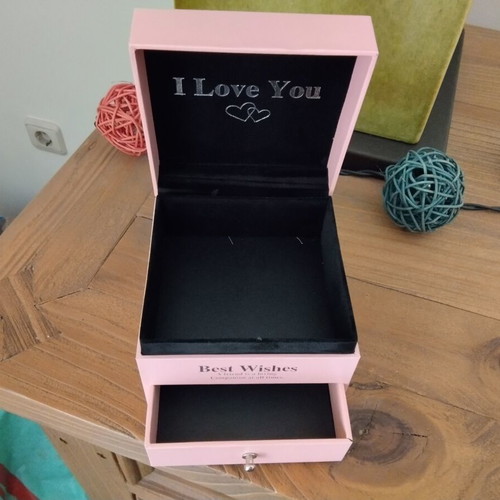 Pink Jewelry Box like new