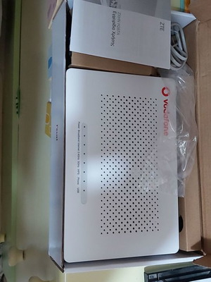 Router ZTE ZXHN H267A μεταχειρισμένο με παρελκόμενα και κουτί