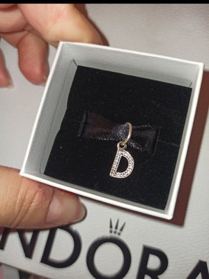 Pandora charm D letter like new, silver