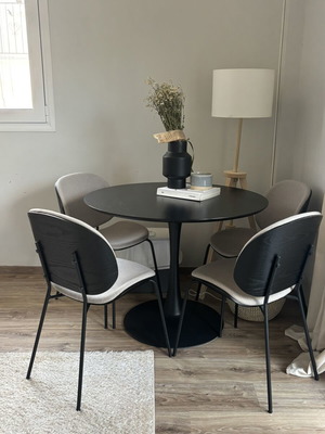 JYSK dining set like new, black wooden table 1.00m with 4 chairs