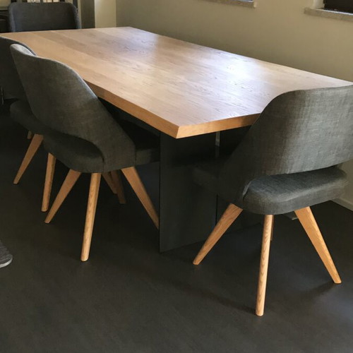 Solid oak dining table 220x110 with set of 4 chairs
