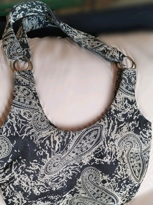 A To Z Greek vintage shoulder bag new