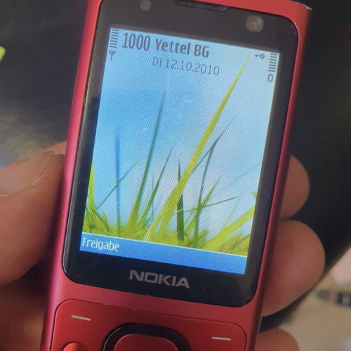 Nokia 6700s new mobile phone