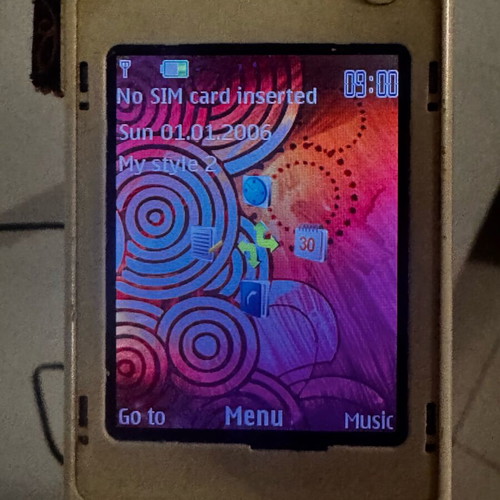 Nokia 7390 used pink with leather cover, collectible