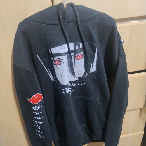 Naruto Akatsuki Itachi hoodie size M like new, black