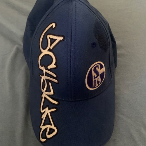 Schalke cap like new, authentic from 2007 boutique