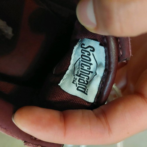 Vans burgundy suede athletic shoes used, size 38.5
