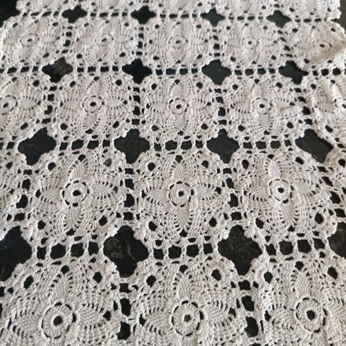 Handmade table linens like new, set of 2 pieces