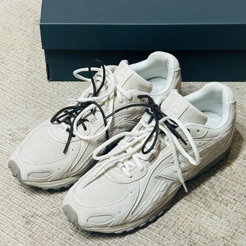 New Balance 204L sneakers new, size 42