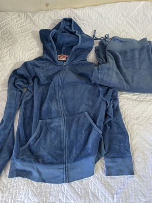 Juicy Couture velour set blue, like new, top large bottom small