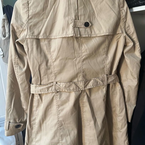 Stradivarius trench coat size M like new, beige