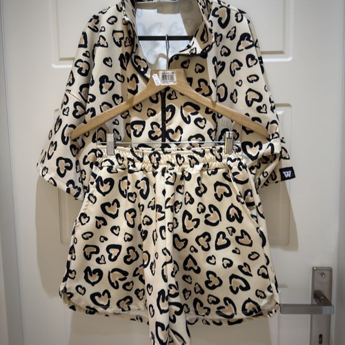Wanderlust set, black and beige