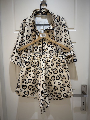 Wanderlust set, black and beige