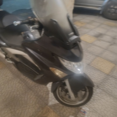 Kymco Xciting 250 scooter like new, petrol, manual transmission