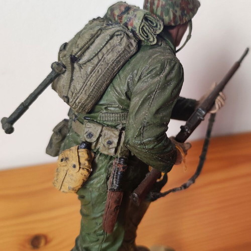 McFarlane's Military Series Call of Duty Marine Infantry WWII action figure