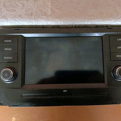 Factory source for Seat Ibiza with Bluetooth and touch screen