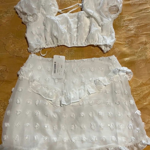 Set skirt crop top new, white with patterns