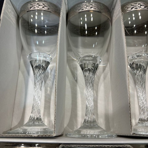 Cristal Mode Set of 6 Silver-Engraved Crystal Glasses Like New