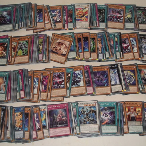 used yugioh cards Yugioh cards used, pack of 1000 authentic - € 25,00
