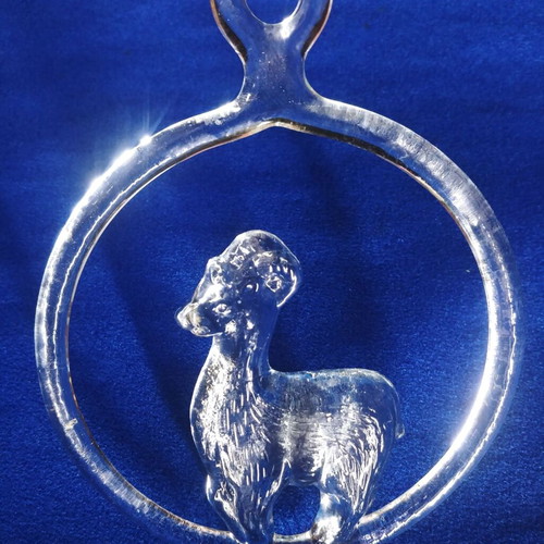 Kosta Boda Julbock Suncatcher Bertil Vallien like new