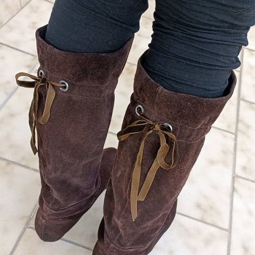 CafeNoir suede brown boots used with lacing and hidden heel