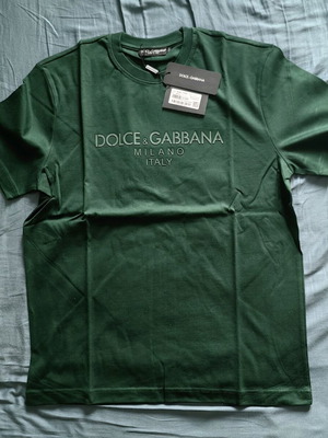 Dolce & Gabbana T-shirt new, dark green, size L