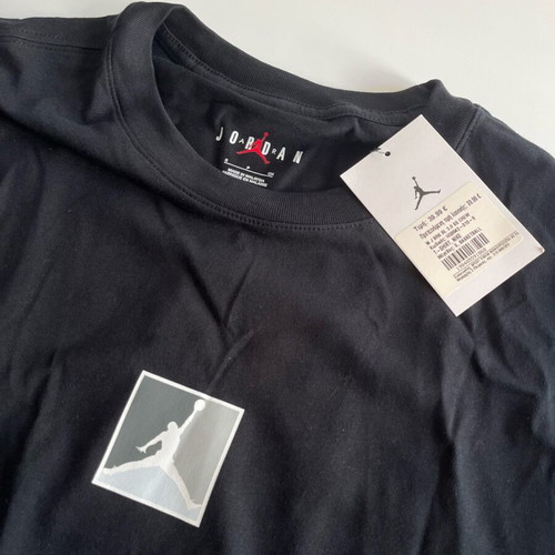 Jordan Nike Air Jordan black short-sleeve shirt new, size S/M oversized