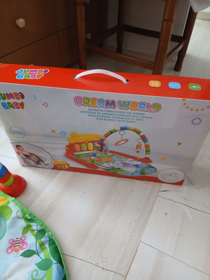 Baby play gym like new