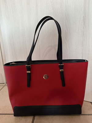 Tommy Hilfiger tote bag shoulder, like new, red and blue