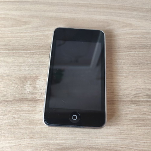 Apple iPod touch 4th Generation 32GB used