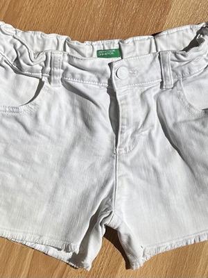 Benetton λευκό τζιν σορτσάκι με λάστιχο στη μέση σαν καινούργιο, μέγεθος XS/12 ετών