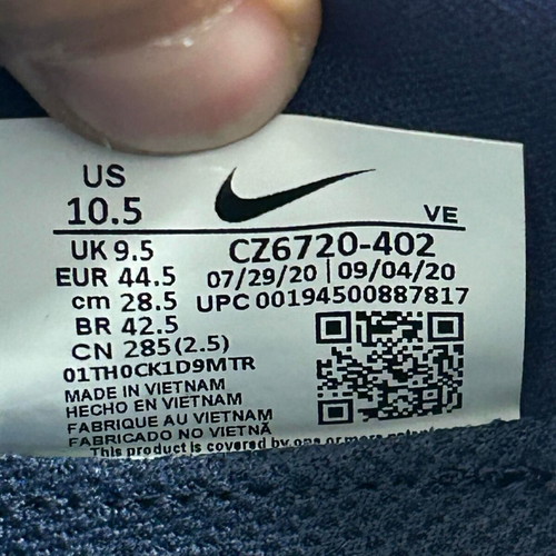 Nike Air Zoom Structure 23 sneakers like new, size 44.5, blue and white