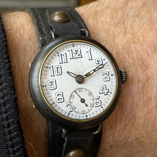 Military vintage wristwatch 1910 used, mechanical 33mm