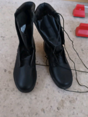 Military boots new, size 44, black
