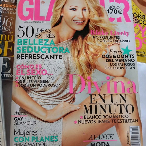 Glamour 7+1 gift Spanish magazines used, all together