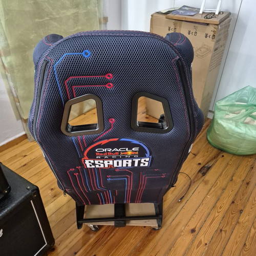 Playseat Red Bull Racing game seat with Logitech G29 wheel and gearshift, like new