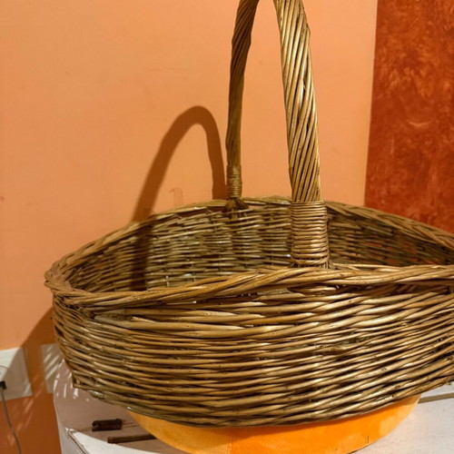 Καλάθι ψάθινο με χερούλι σαν καινούργιο