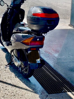 Honda Lead 100 σκούτερ μεταχειρισμένο μοντέλο 2004, 52.150 χλμ, αυτόματο