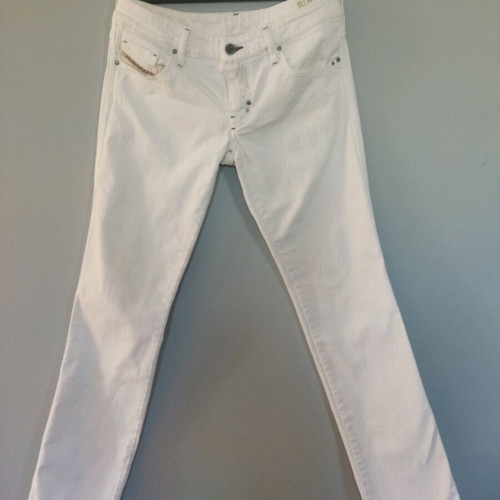 Diesel white straight-leg jean like new, size 29