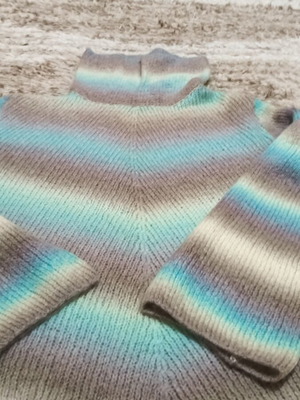 Turtleneck sweater like new, size large, turquoise