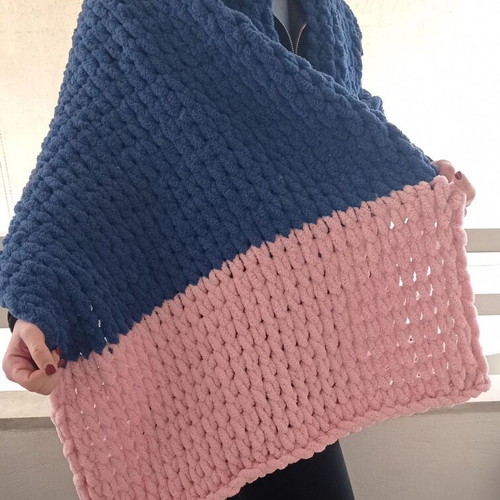Handmade scarf with Alize Puffy yarn in blue and pink, made to order